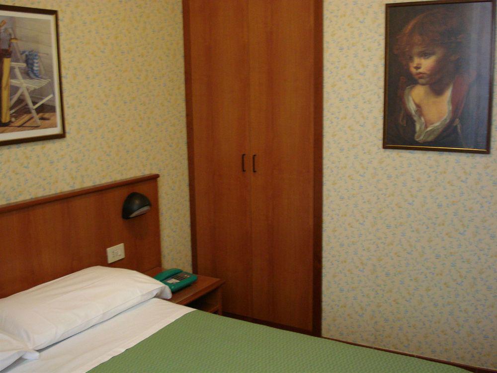 Hotel Corona 3* Roma